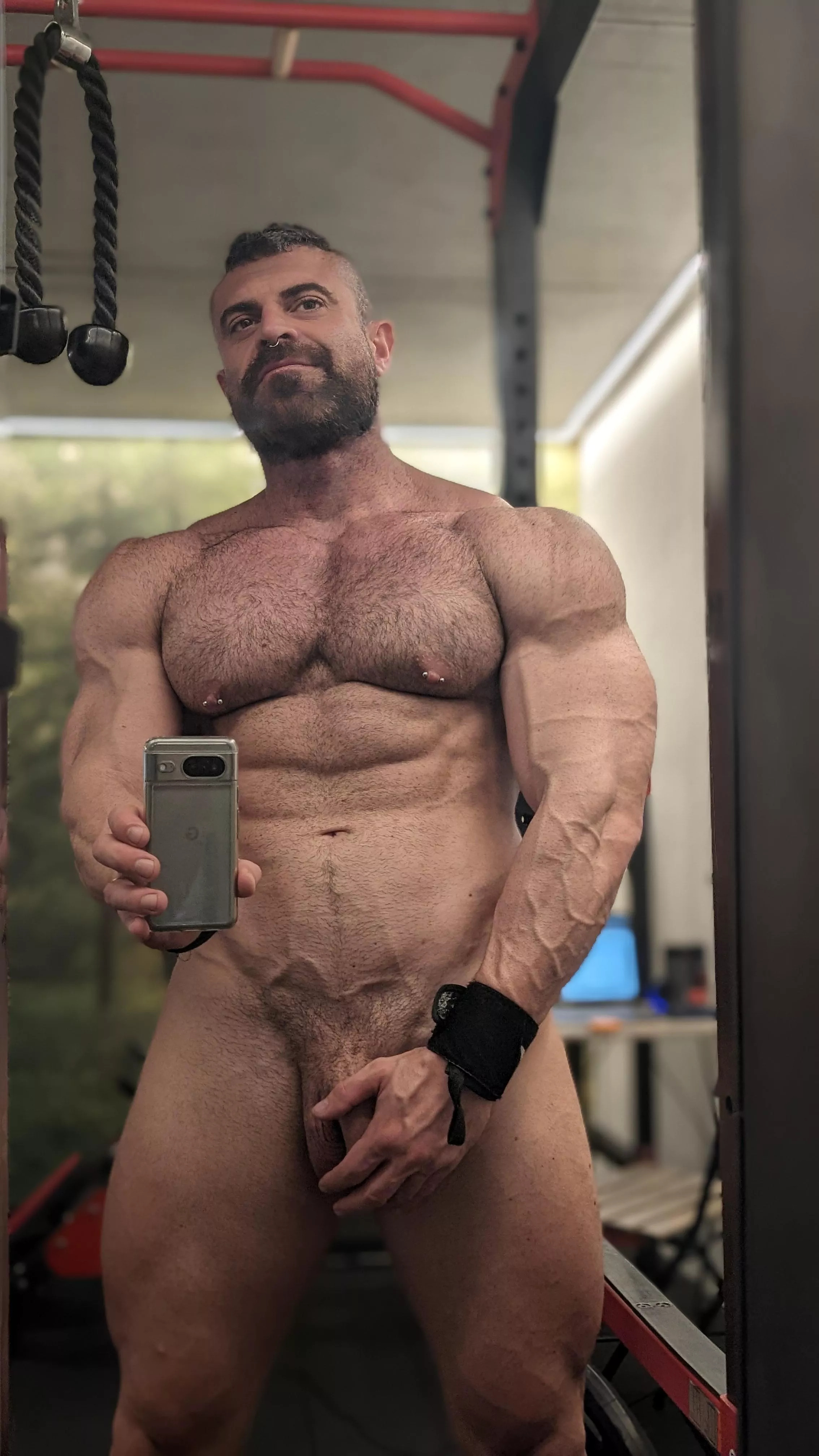 What part of my body do you like? [25] posted by antonycortinovis