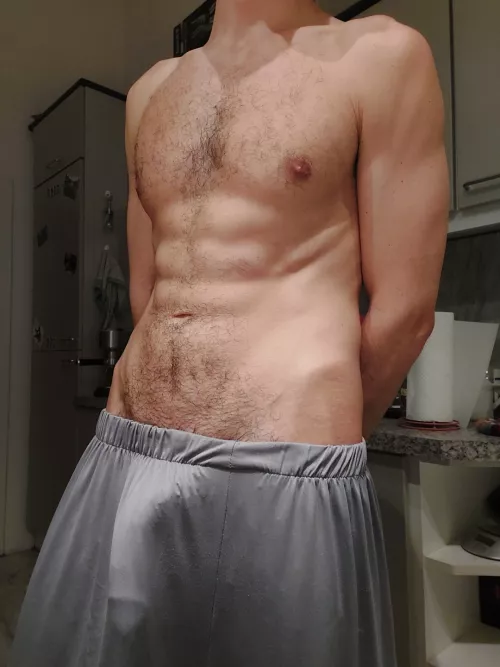 What should I cook for dinner? My boyfriend's best friend didn't answer to this question.. by italianmonsterD