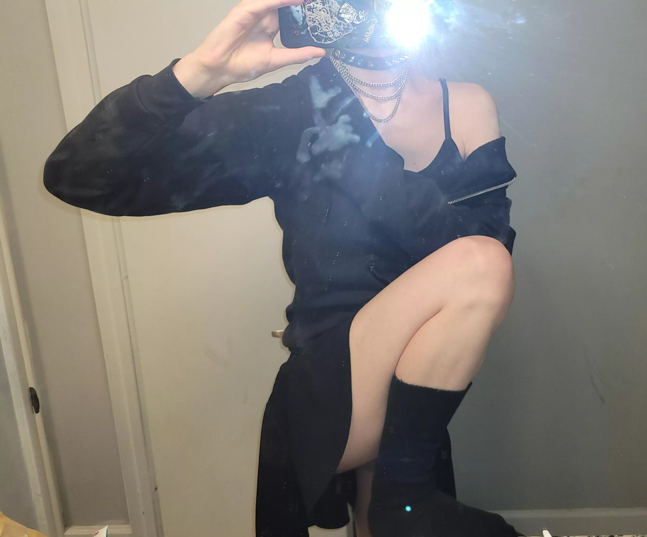 why my legs kinda slaying tho >w< posted by twink_riley