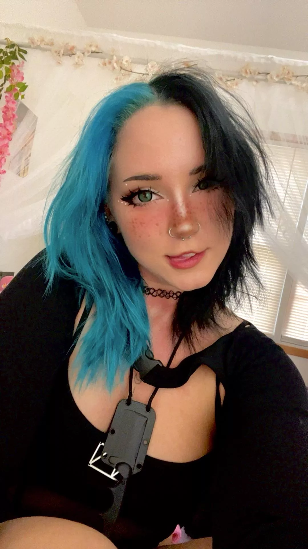 wondering if i'm hand-holding material... posted by LotusJayne