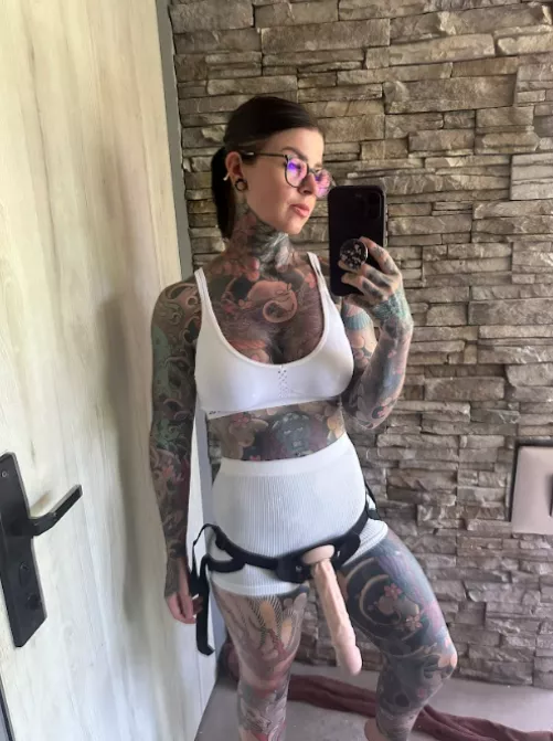 Yuor mouth is the perfect place for this by FoxXTheDark