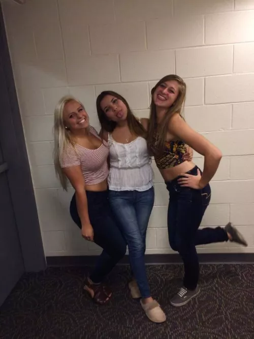 3 friends  by Blitz101r