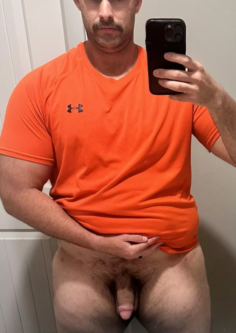 A frisky Friday and a soft hairy dick posted by Probablybored825