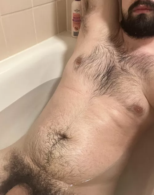 Am I hairy enough for you?😈 Dms open 💪🏼 by HungYoungAlpha-