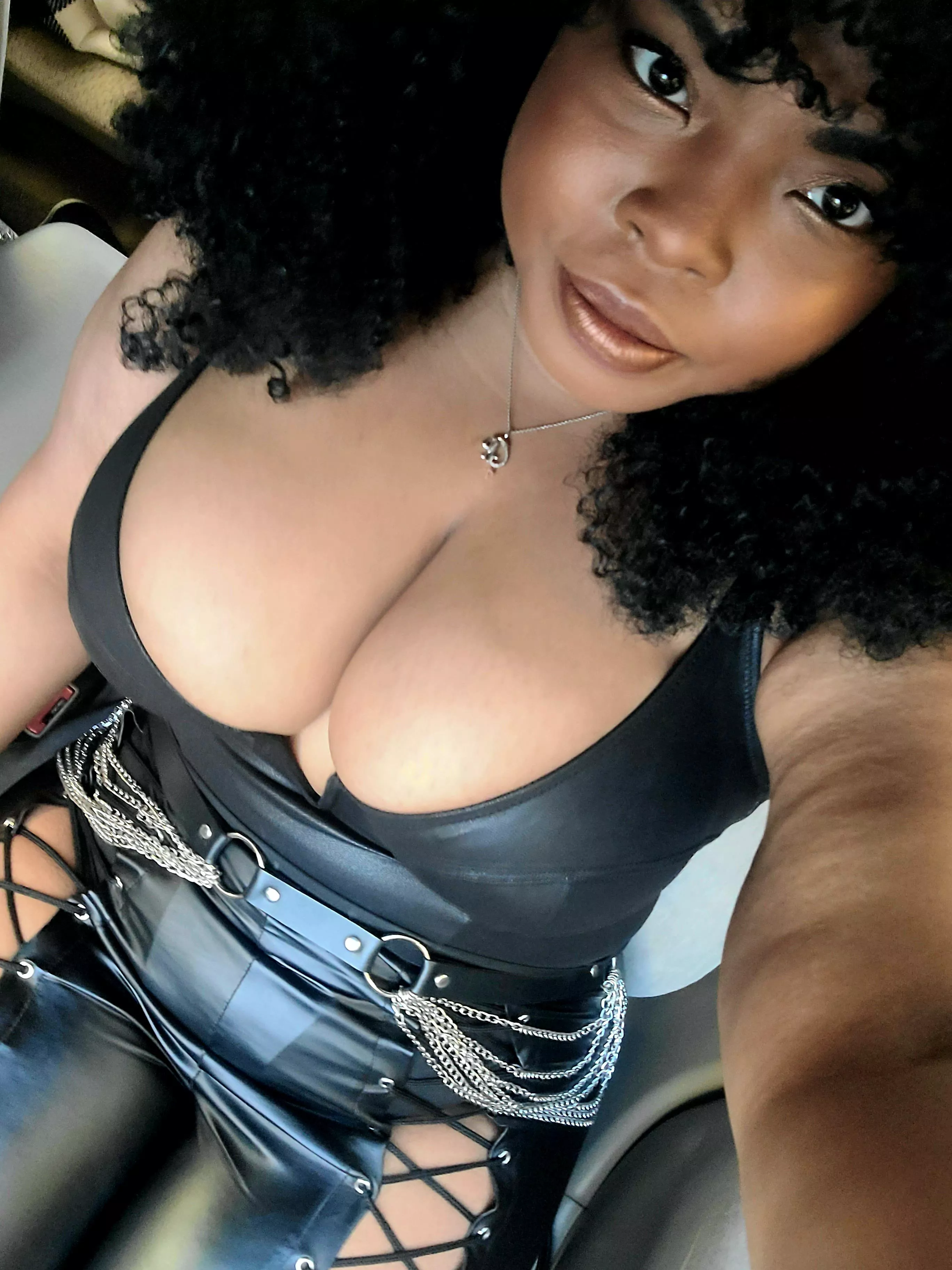 Been awhile but I'm back!  posted by Coratexplorer