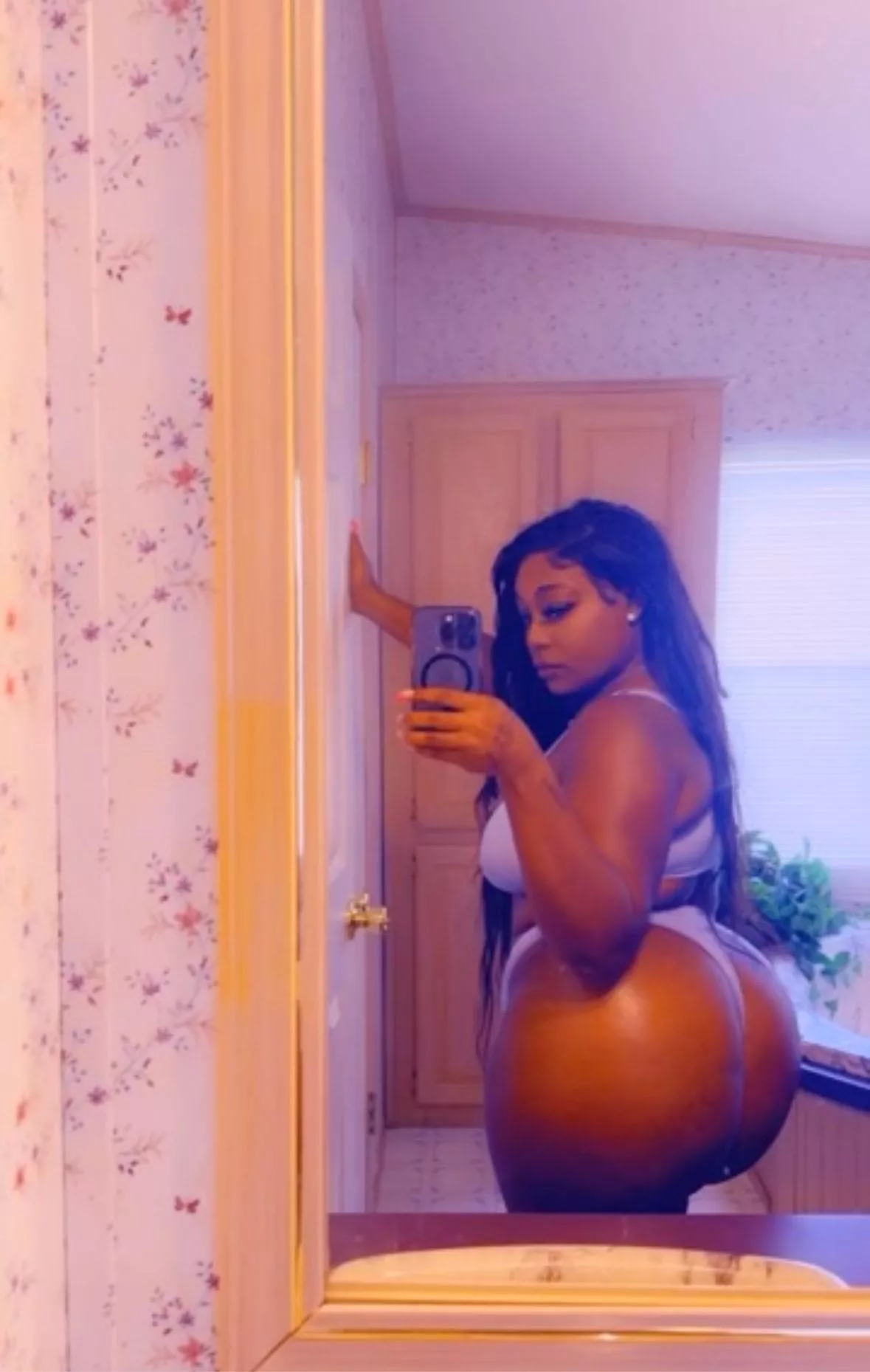 Do you enjoy Ass Bouncing? posted by aikai278