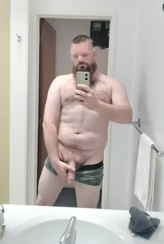 Do you like a dad with a dadbod? (31) posted by shizandgig