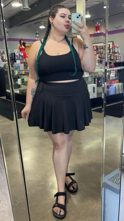 Do you like my braids? I can’t decide if I want to take them down 🤔 by DavinaWantsIt