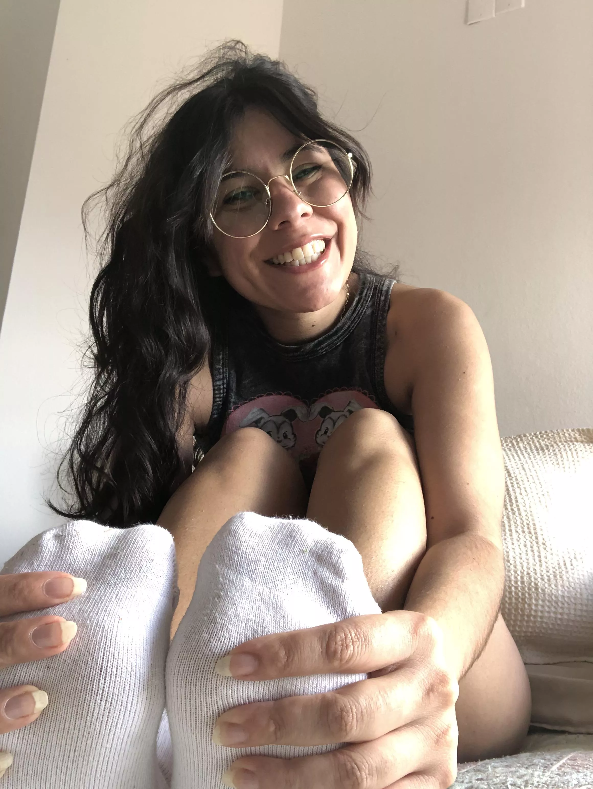 feet or face? 👣💋 posted by Dobbyelfita