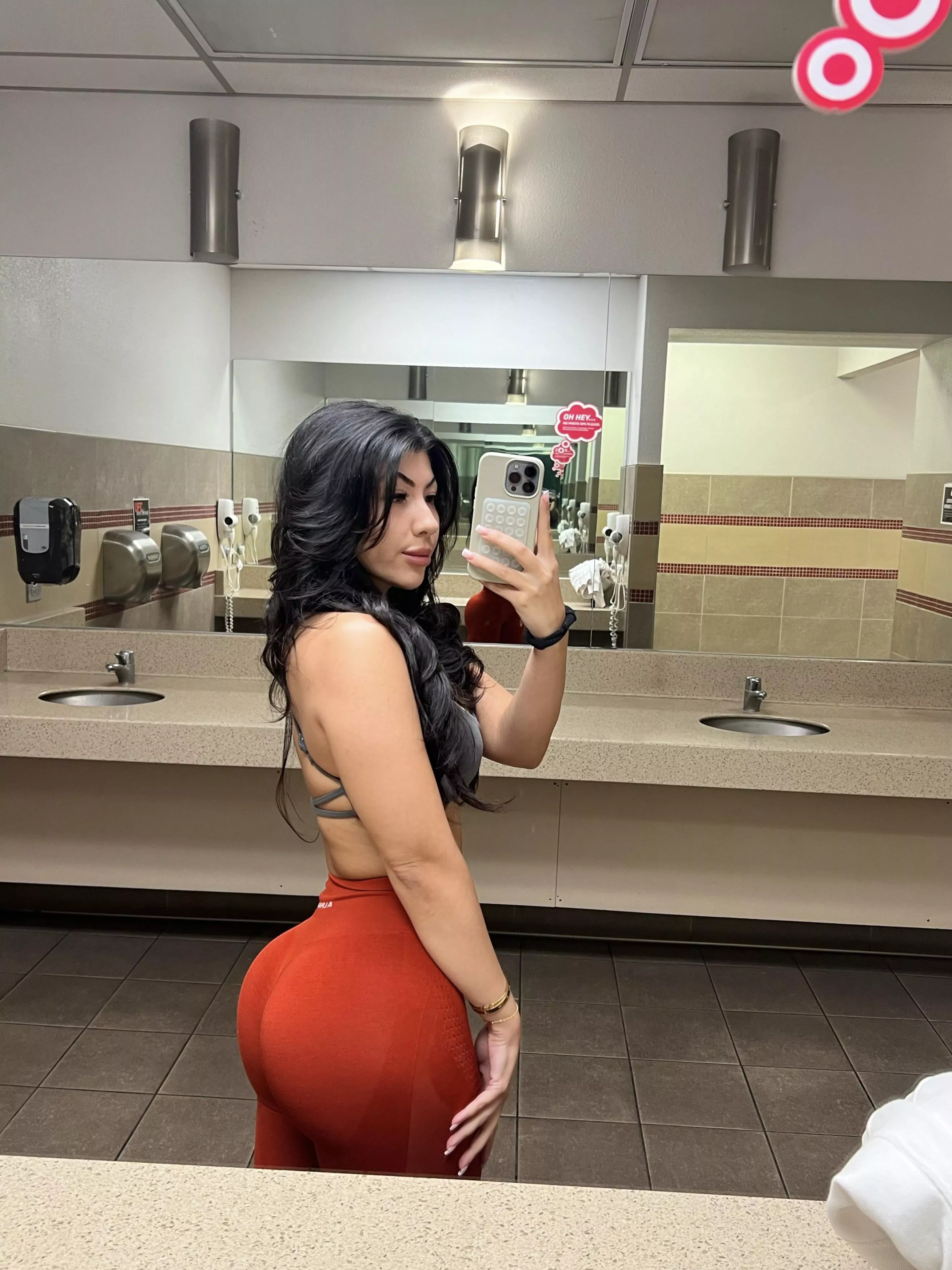 (F)riday lift? posted by Amina526