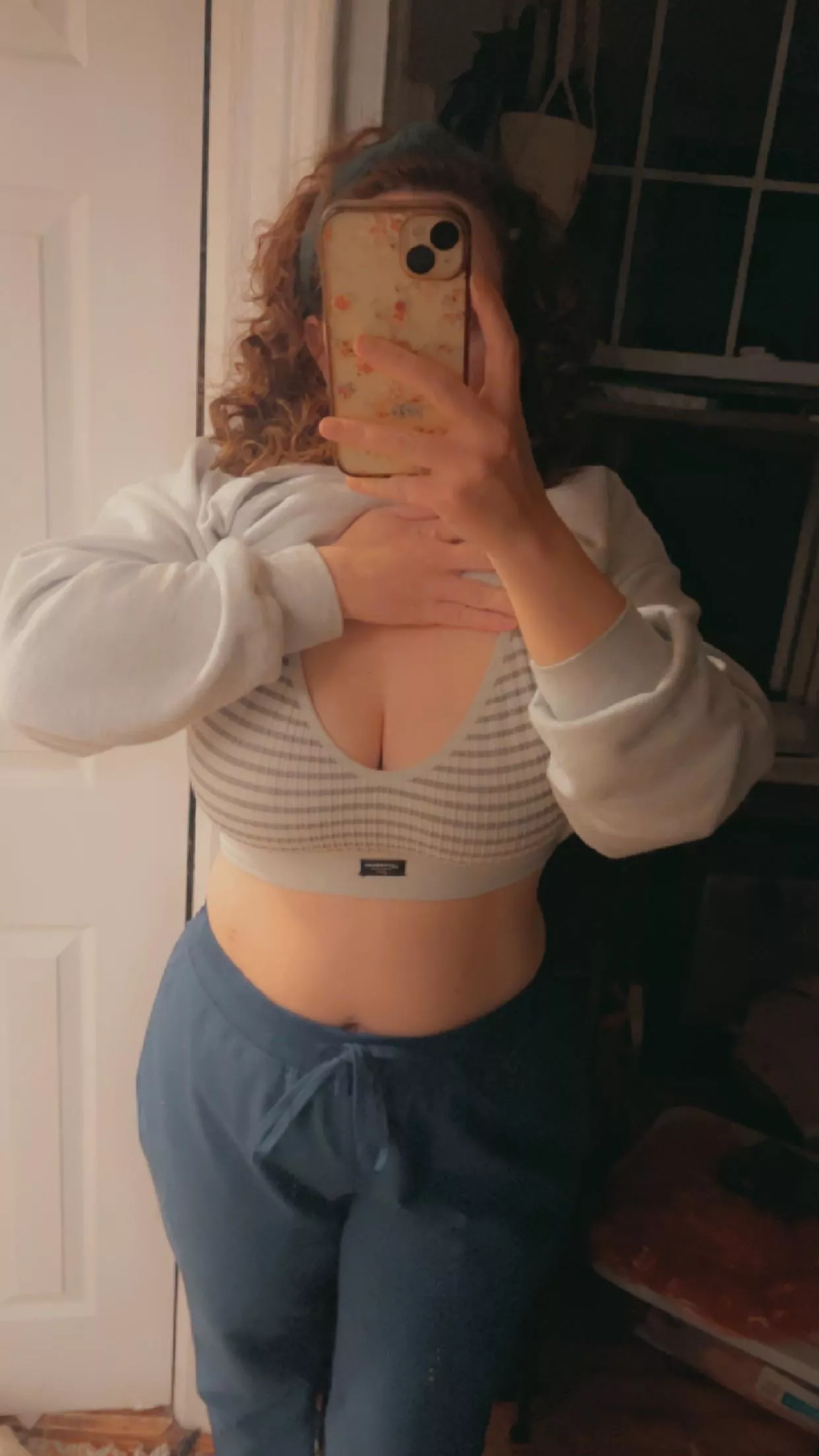 Ginger milf selfie  posted by GngrPeach