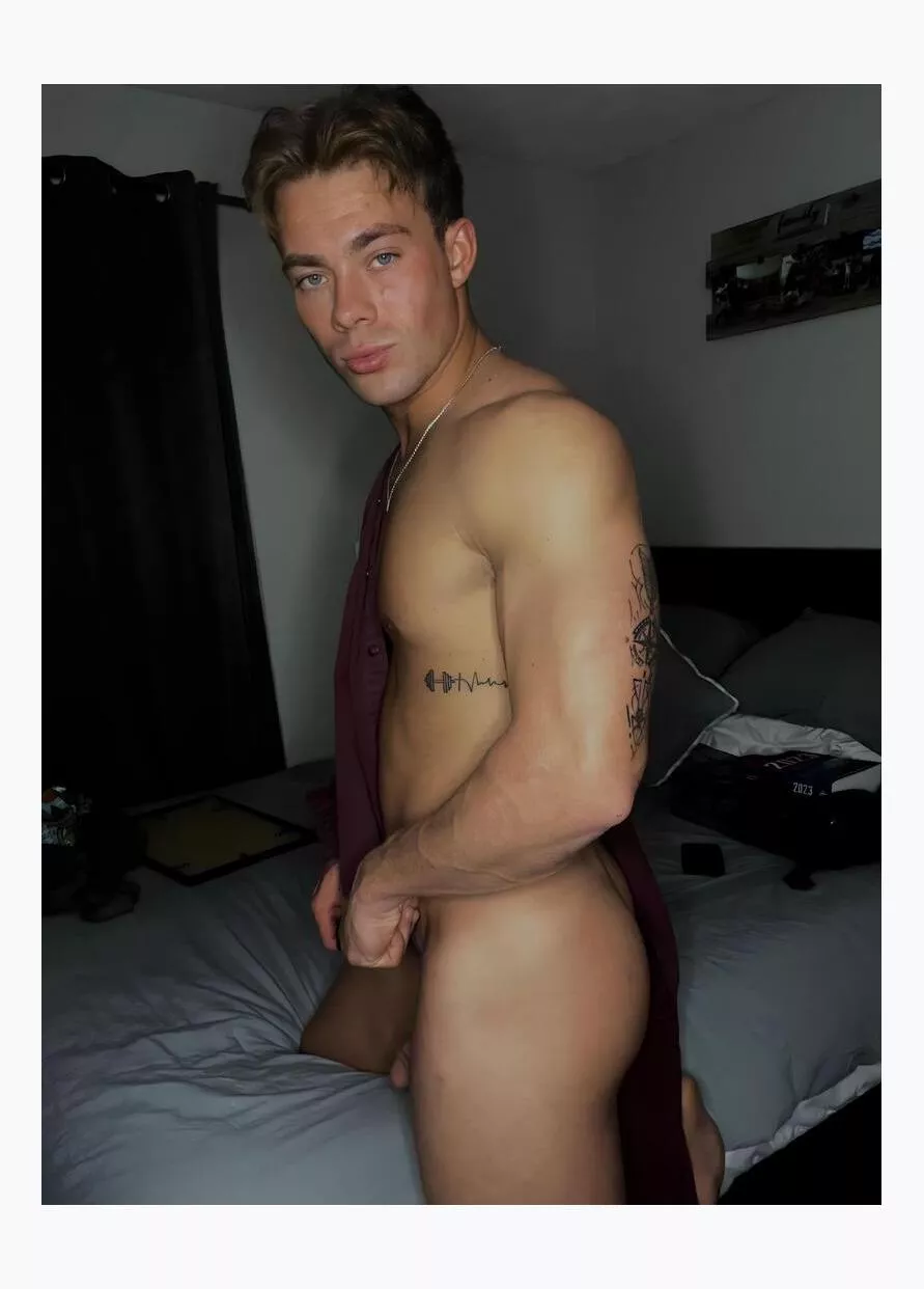 Give me a hand with thjs bad boy? 😏 posted by Alternative-Army-952