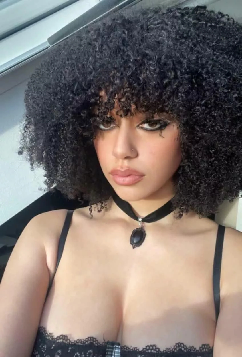 Gone so wild posted by AmpleAnna