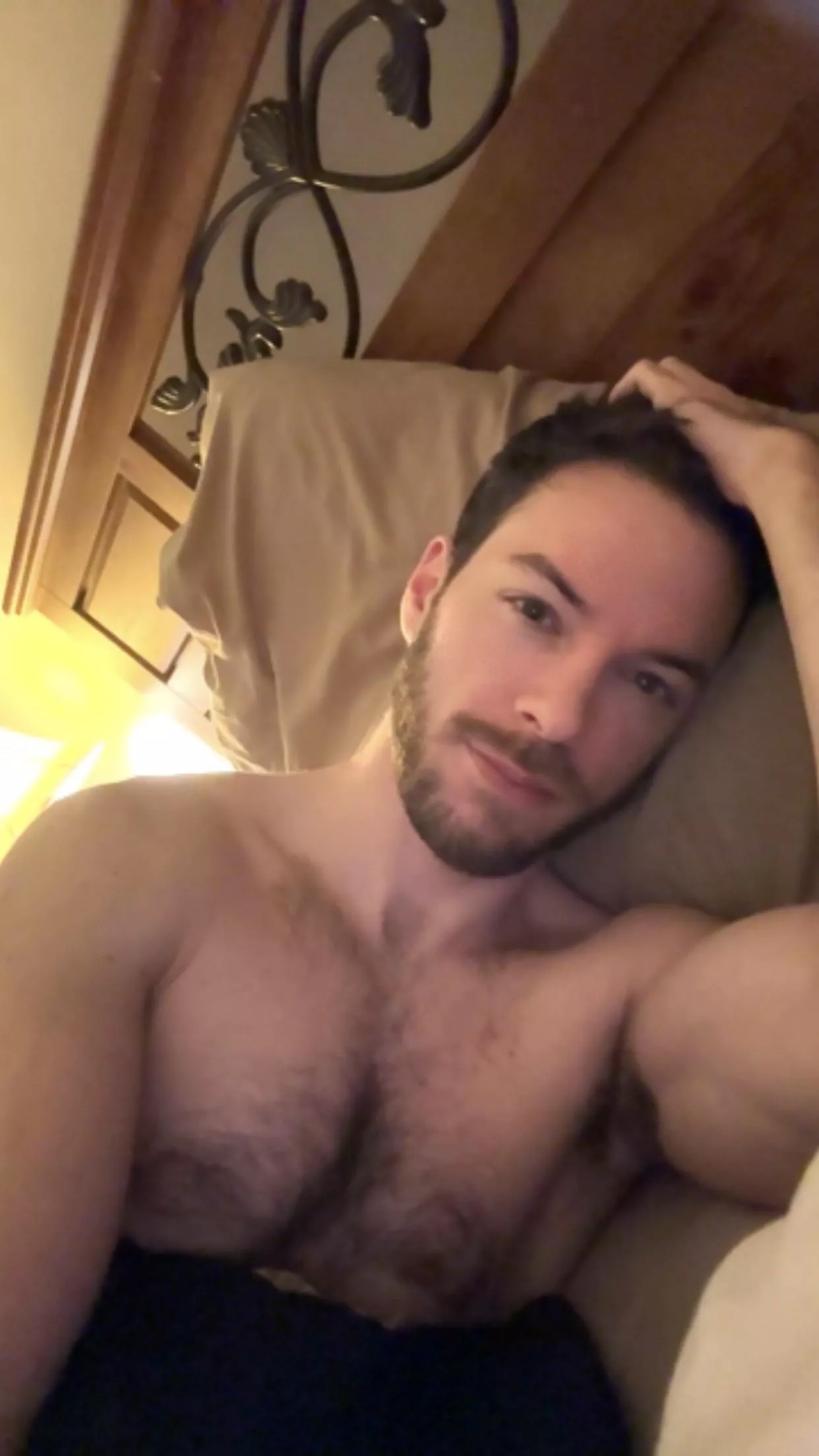 Hello 28 🥳 posted by stargaysing1