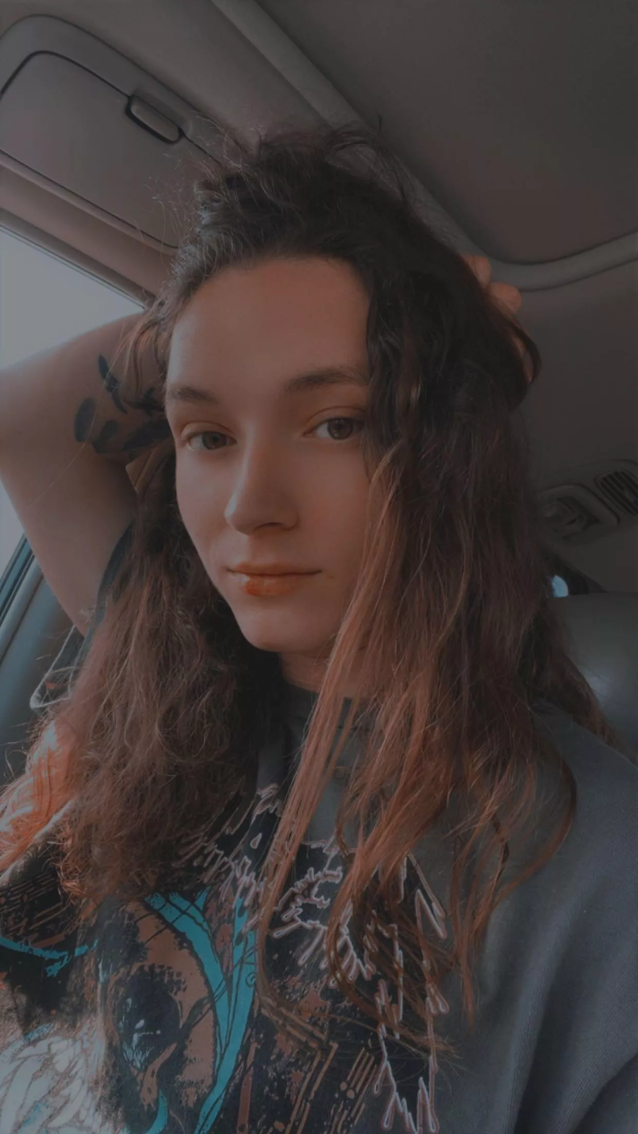 Hello [MtF 21] posted by Gfreak183