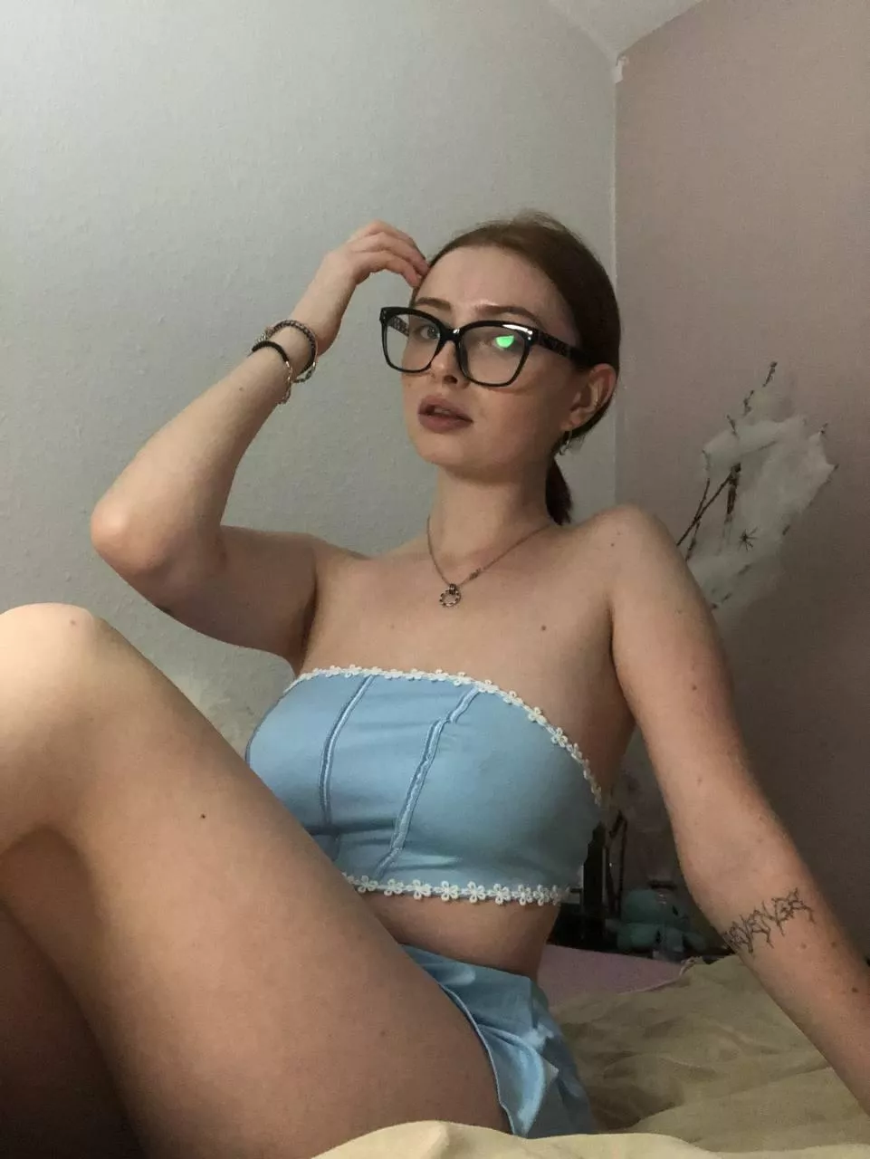 Hope you are into single 19yo posted by your_lustfulgirl