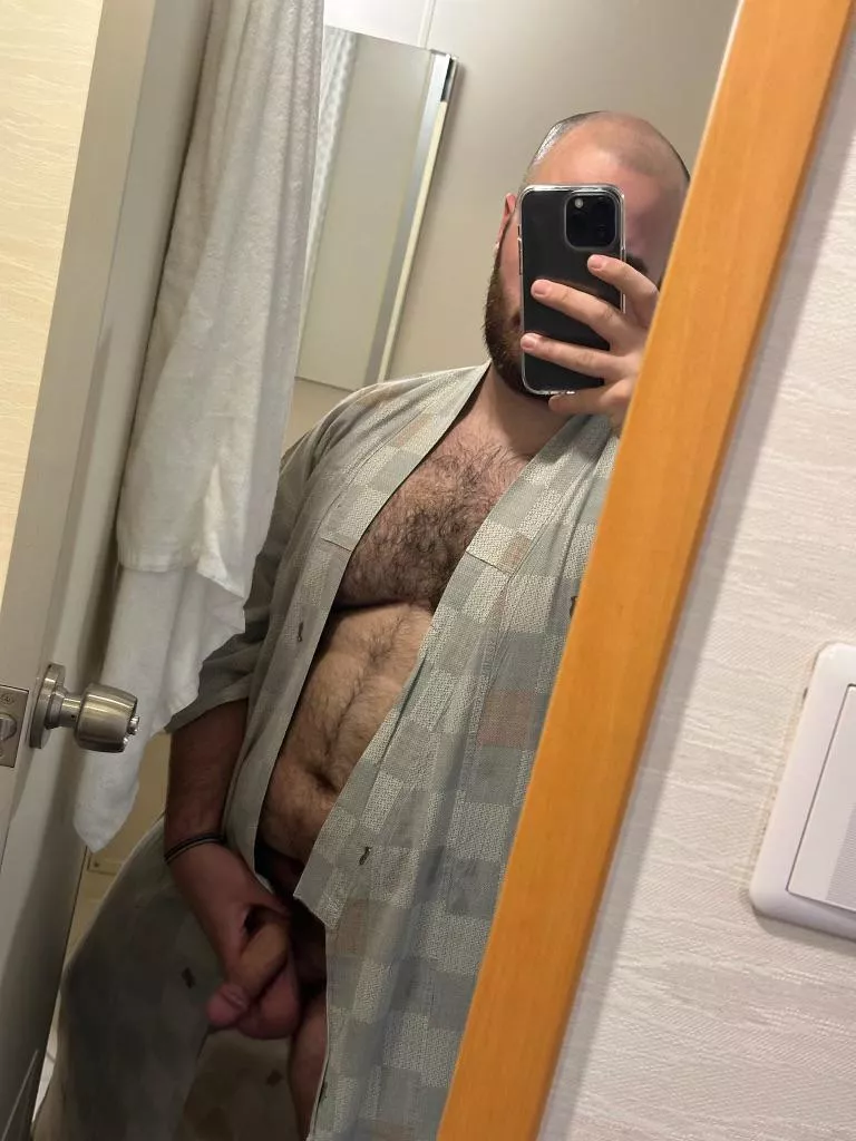 konnichiwa Bitches posted by Ddypeeps