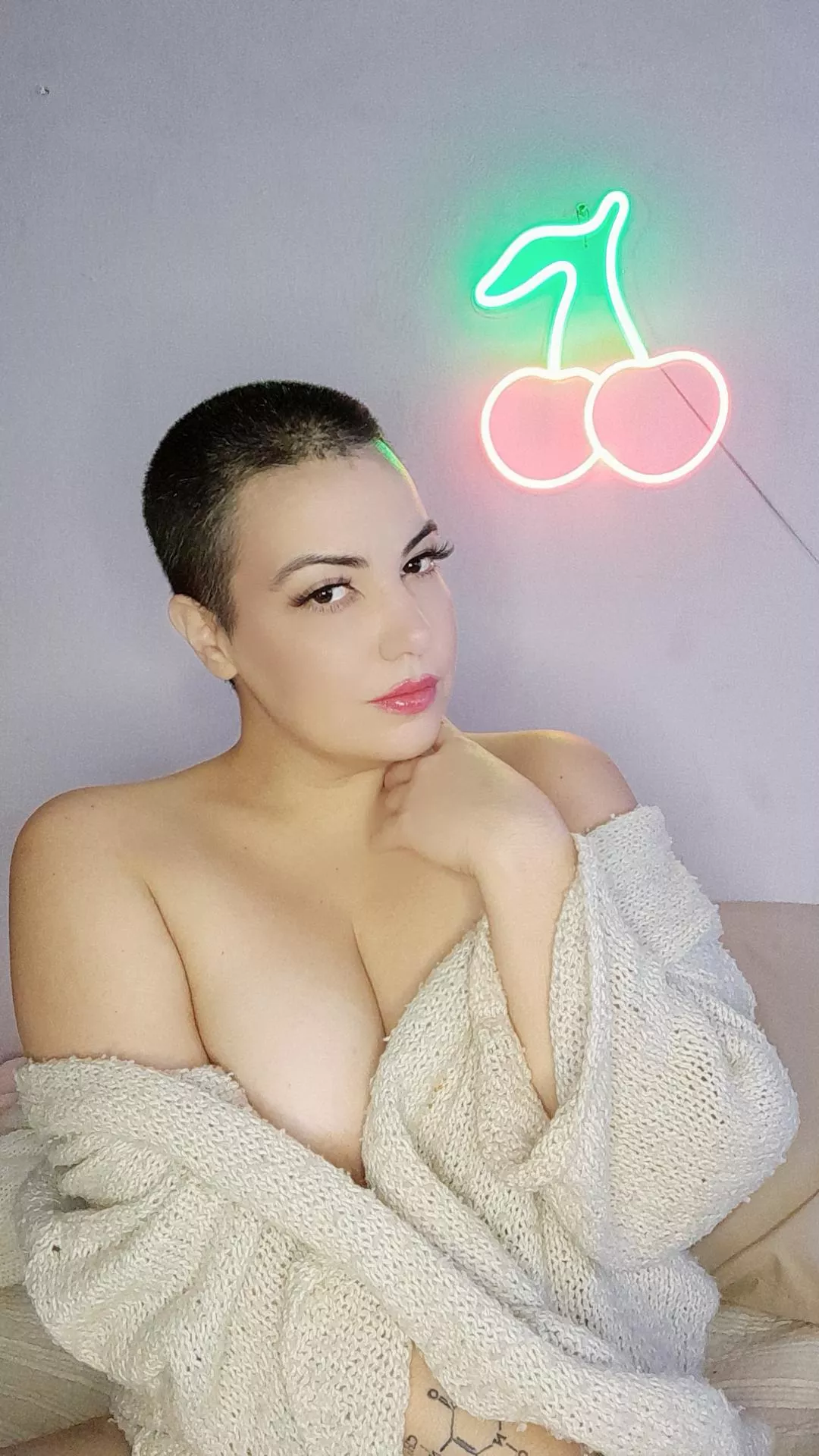 Let's talk ? posted by cherrypieok