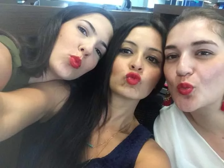 Lipstick posted by Chaturbater1