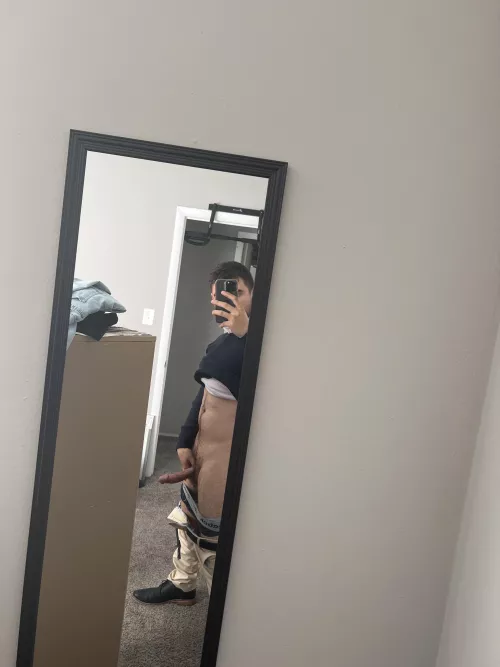 Me and my small dick. 5'8