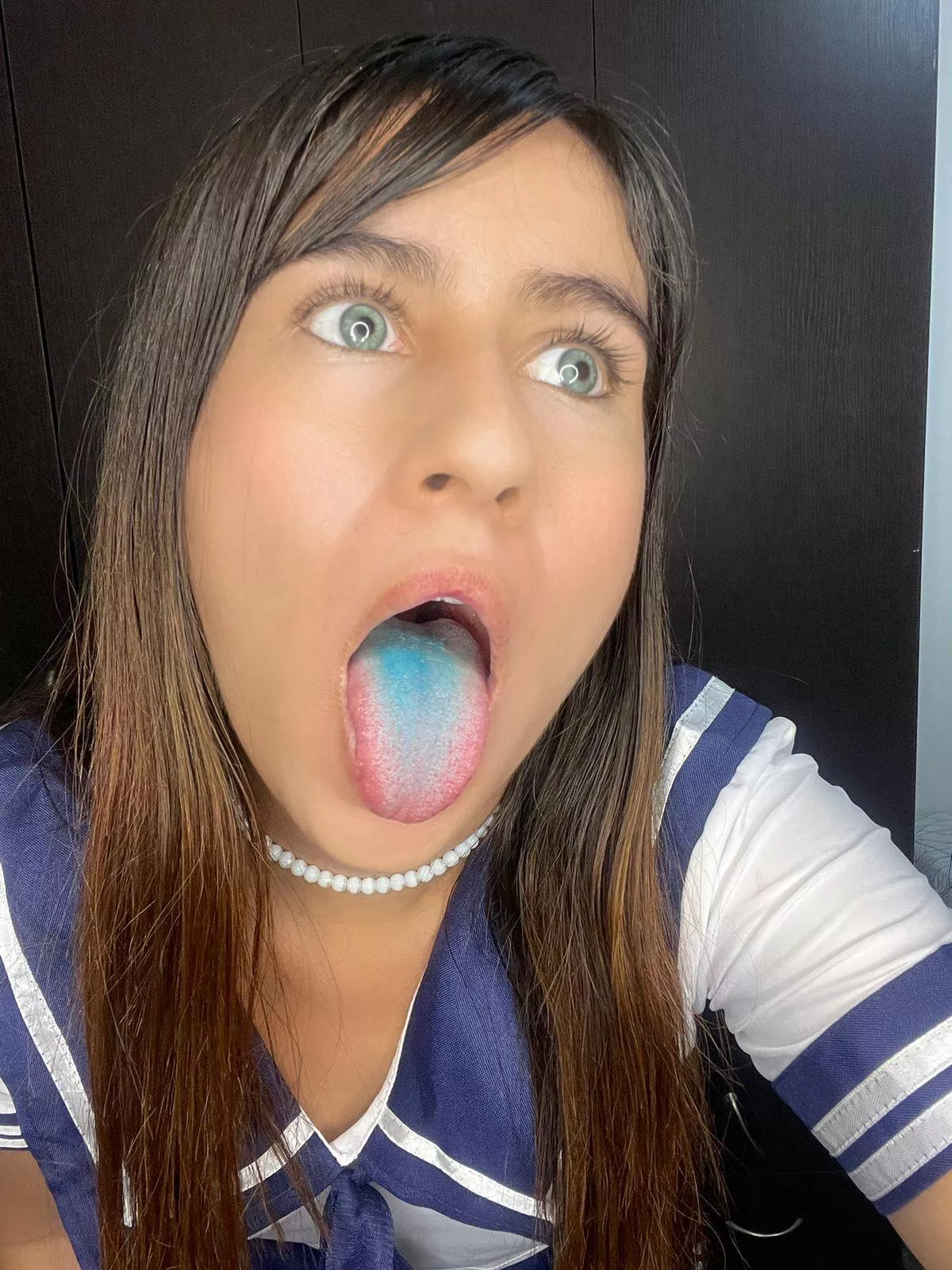 Mouth and eyes open wide, pretend I'm looking right at you as you cum posted by wab_polla2