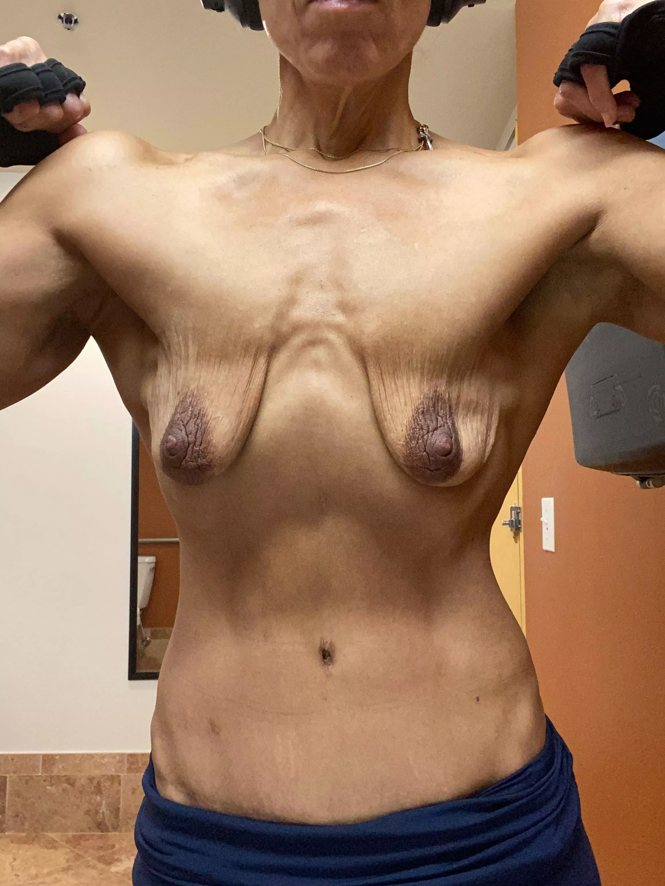 Muscle Mami  posted by PossessionSorry9334