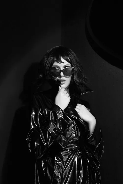 My noir sensuality  by NiamhSatie_