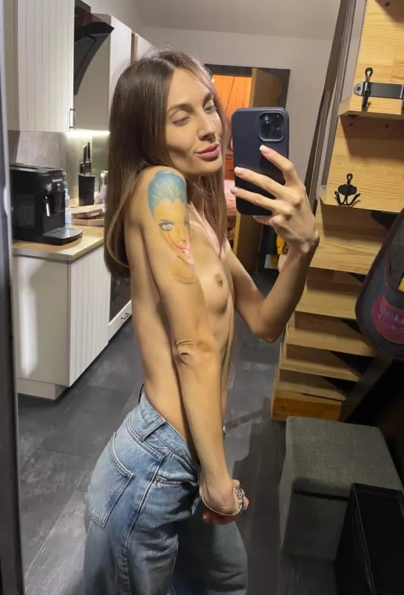 Should I be proud of my petite body? posted by Extraordinarysexxy