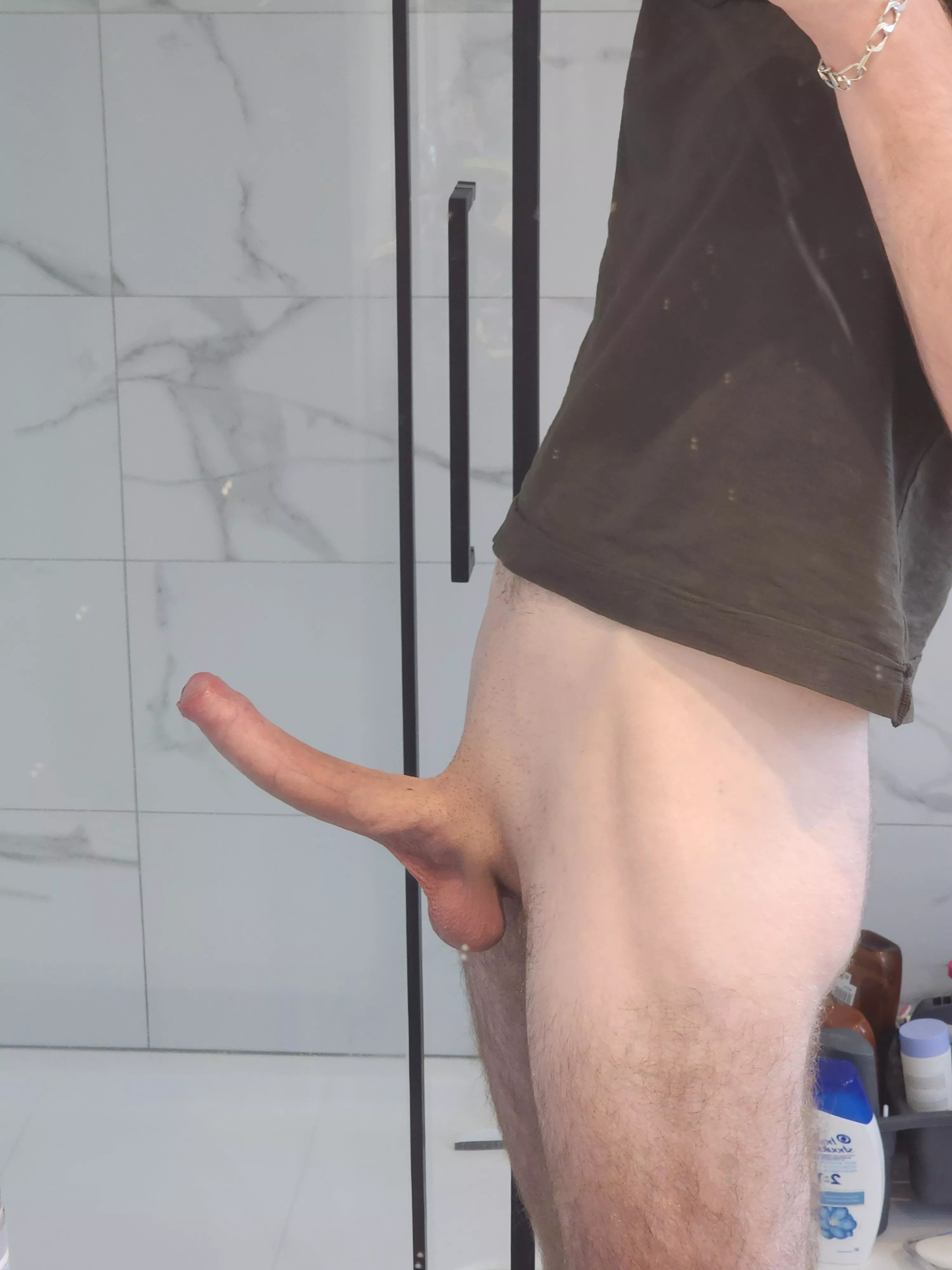 Taking gf applications posted by hung20yrsold