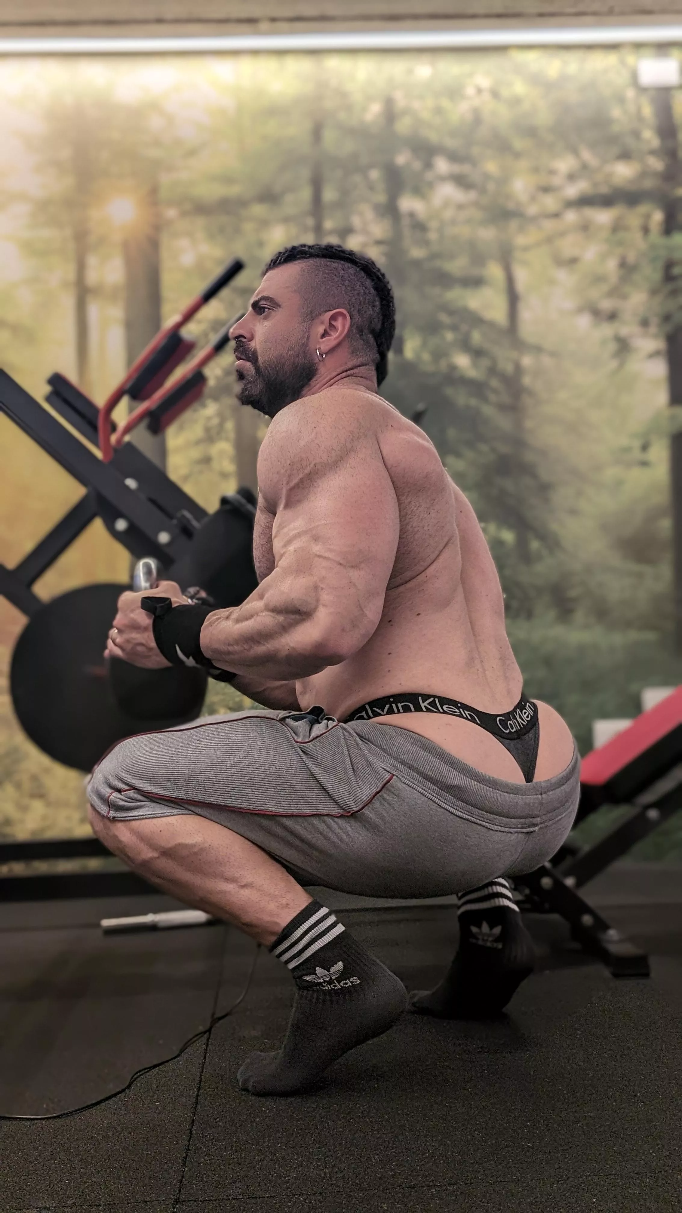 that's the First thought that comes to your mind? be truthful..[25] posted by antonycortinovis