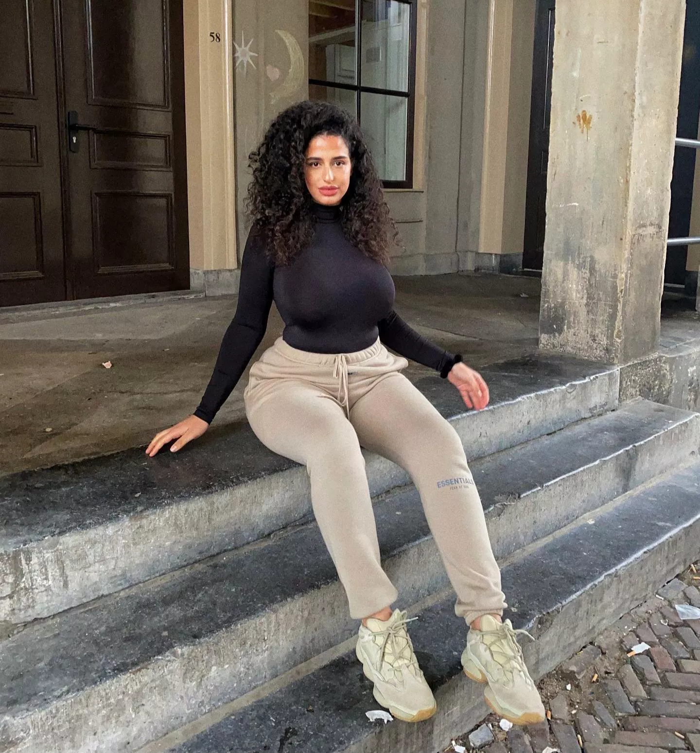 Tight tops are a pro posted by NoBackUpNoParty