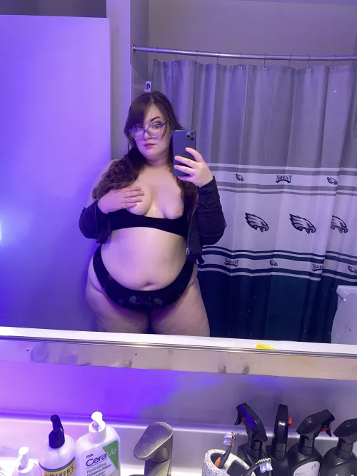 why do i always want to get naked when i’m bored? by hentaihunni69