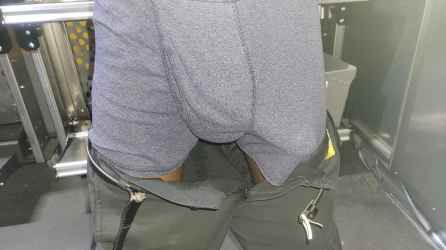 Would you mind your delivery driver coming to you like this?? by Friendly-Path-918