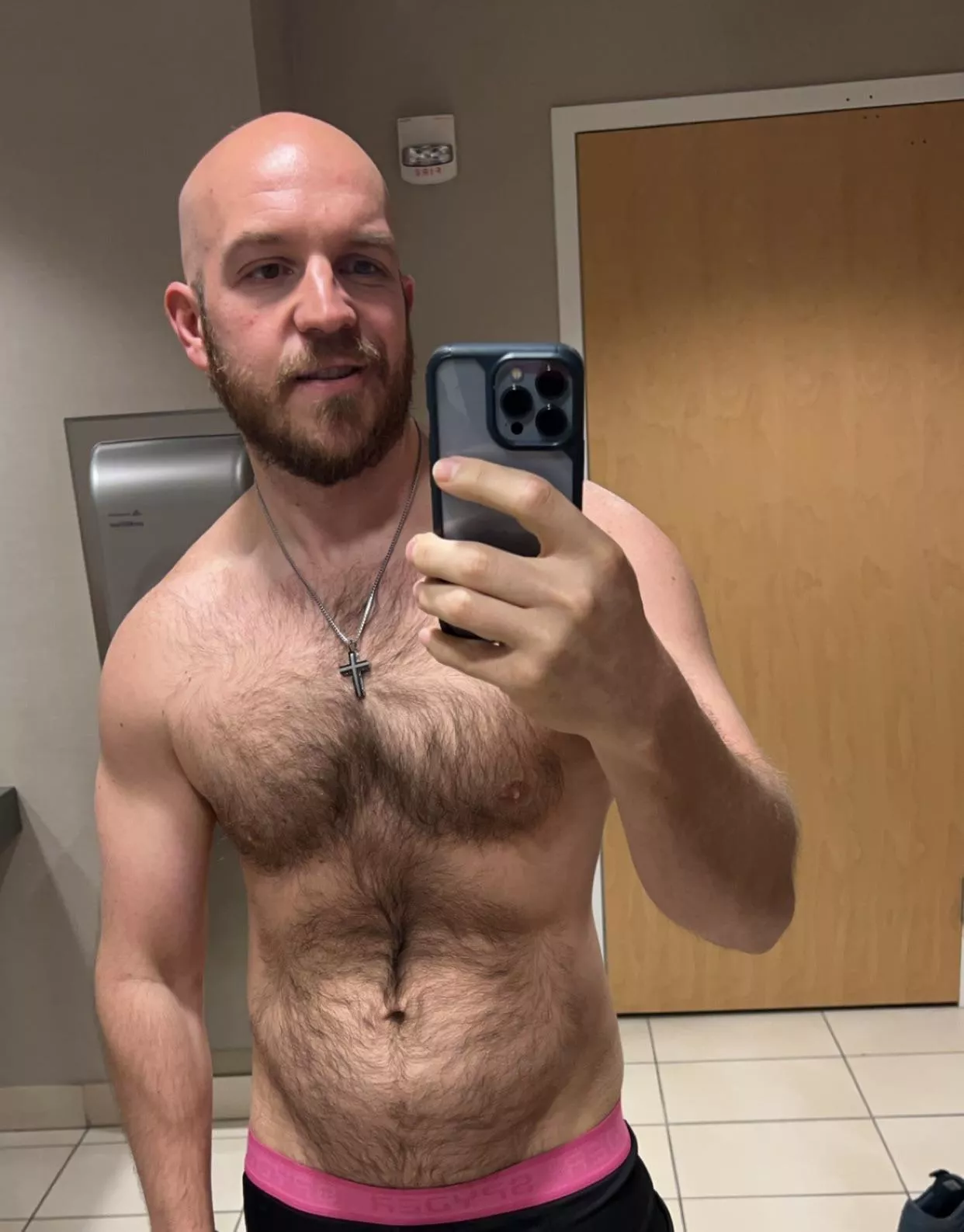 Yes it’s another gym pic but feeling very confident of the work put in lately 😁 posted by Deep_Snow6546