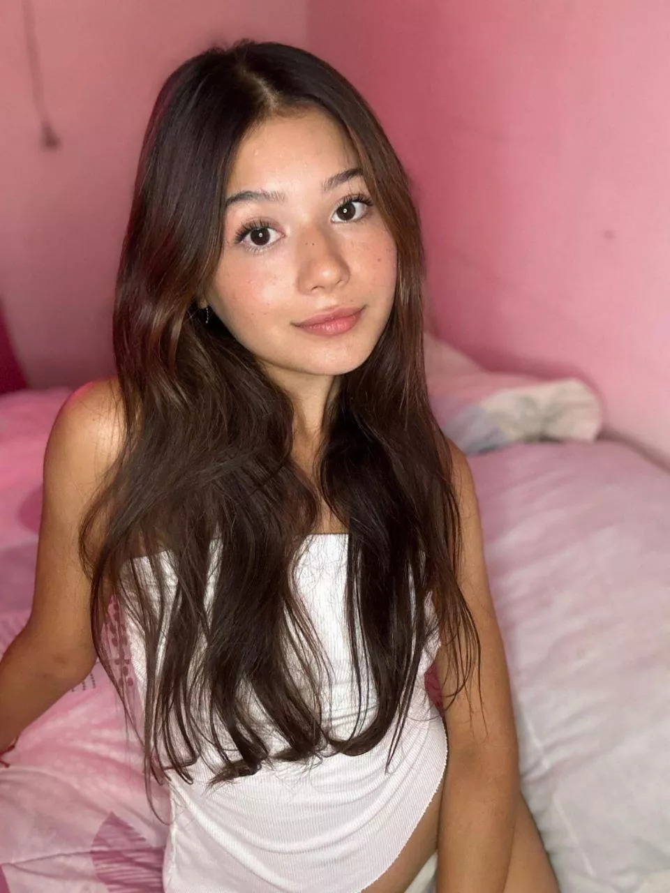 18yo Mexicana, yes or too young?! posted by AlphaDodos