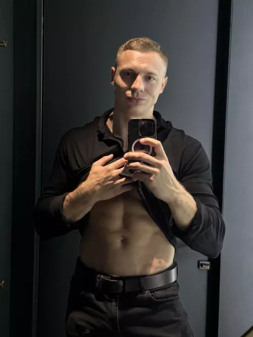 [20] you meet me in a cafe restroom, your next step 😏 by W_a_l_t_er