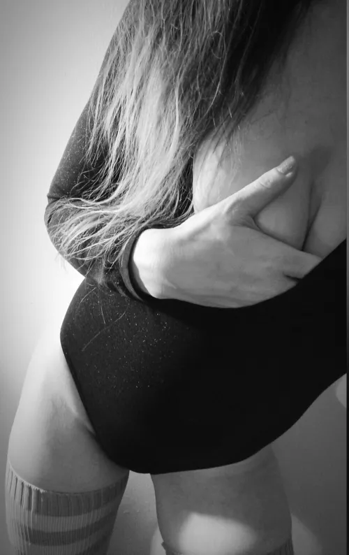 Bodysuit girl by StrejdaMaik