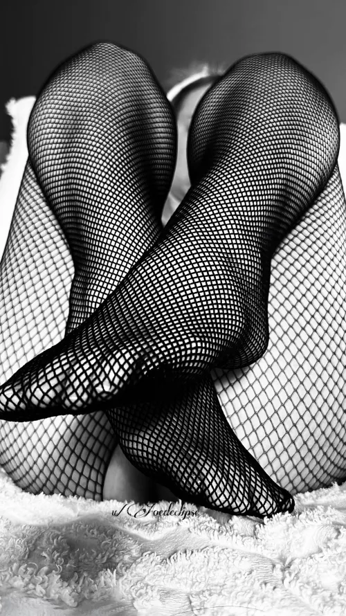 Calm before the storm by Aoedeclipse