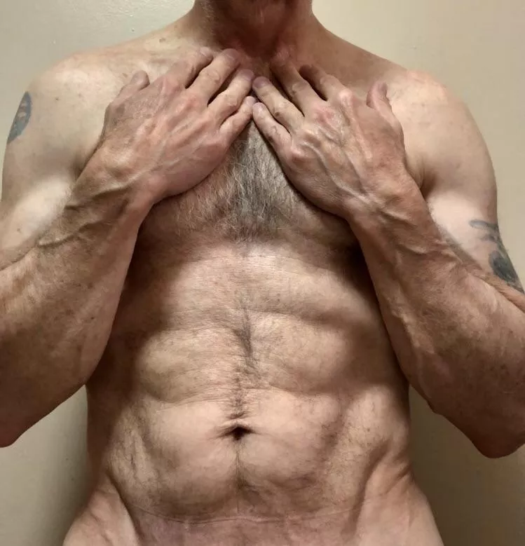 Dad bod, beach bod posted by somenydude