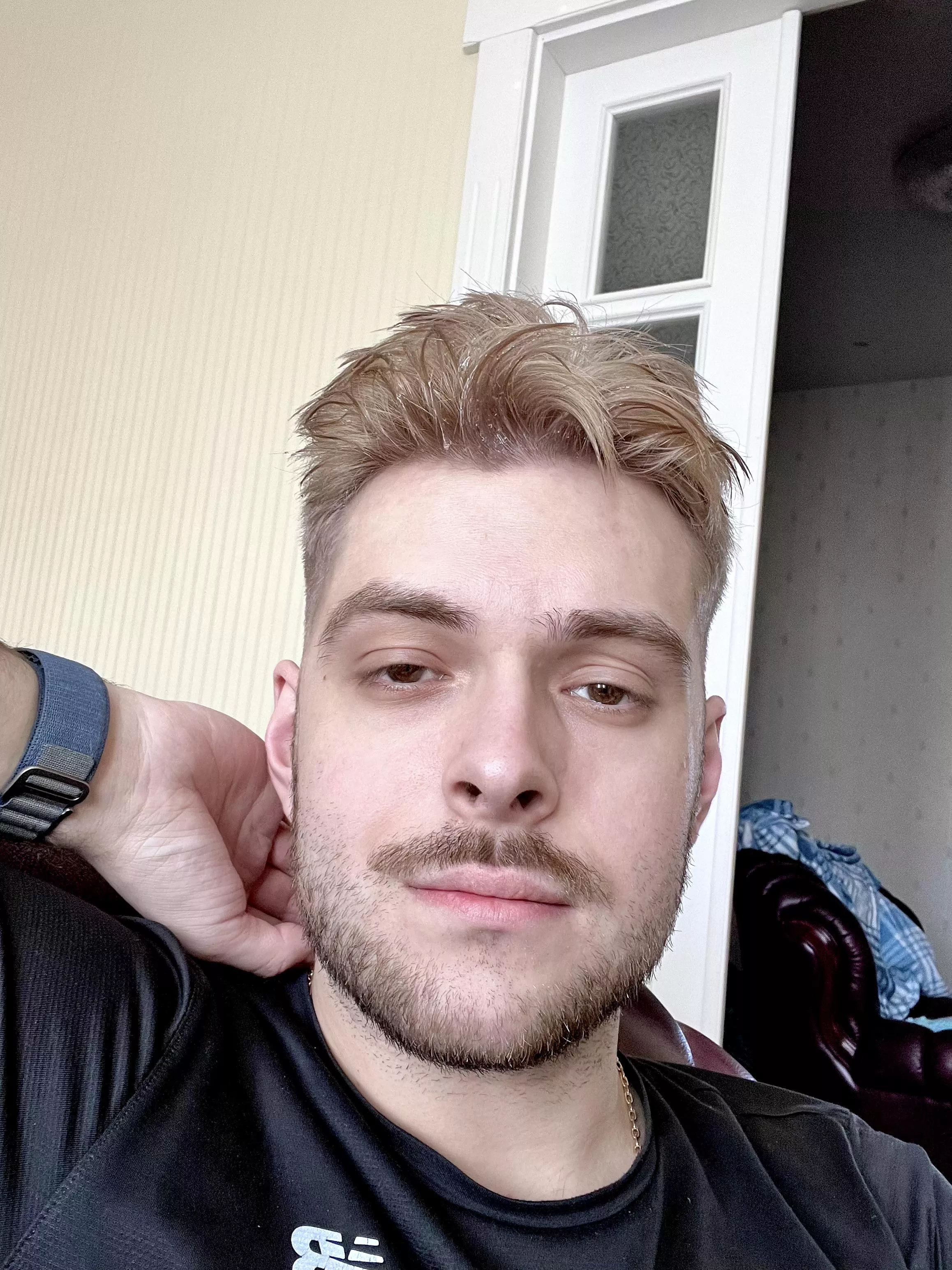 decided to go back to being blonde posted by gassensxn