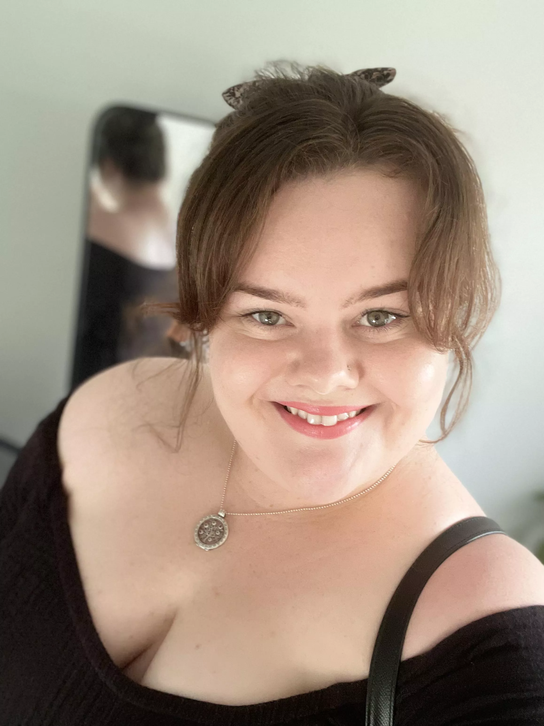 Do black suit me? posted by Miss_AmeliaC