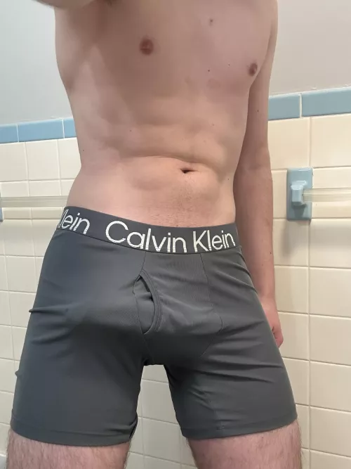 Do you like what you see? by DeliciousDill