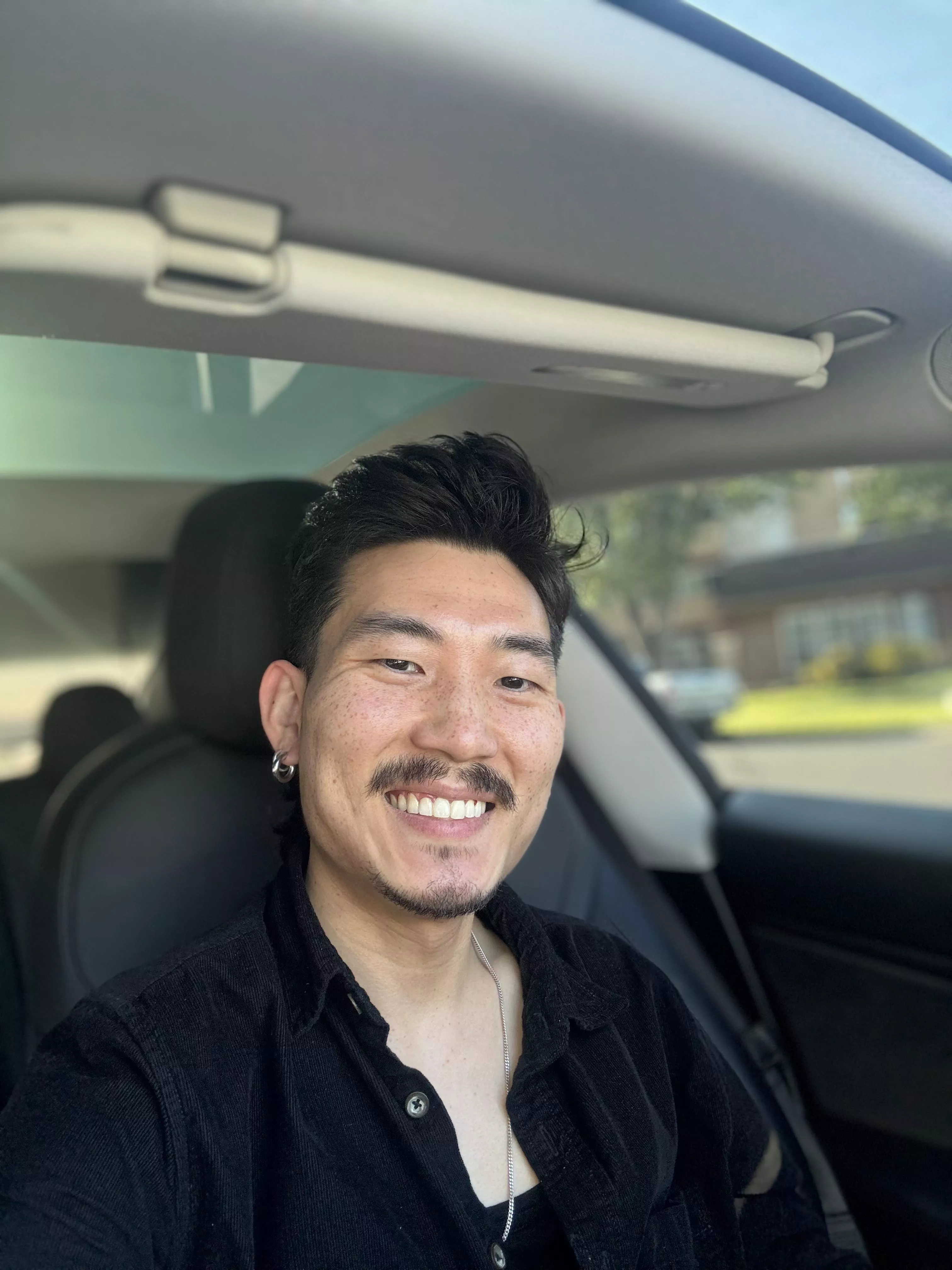 Don’t mind my freckles  posted by dkwon999