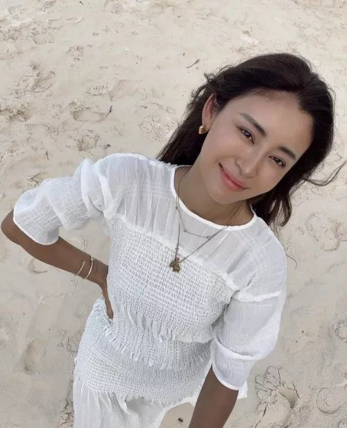 girlfriend material?  by devilndaisies