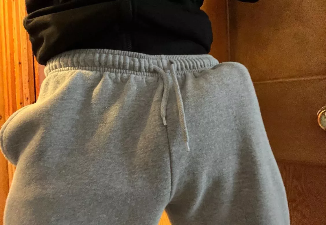 Hard to hide posted by Reasonable-Syrup420