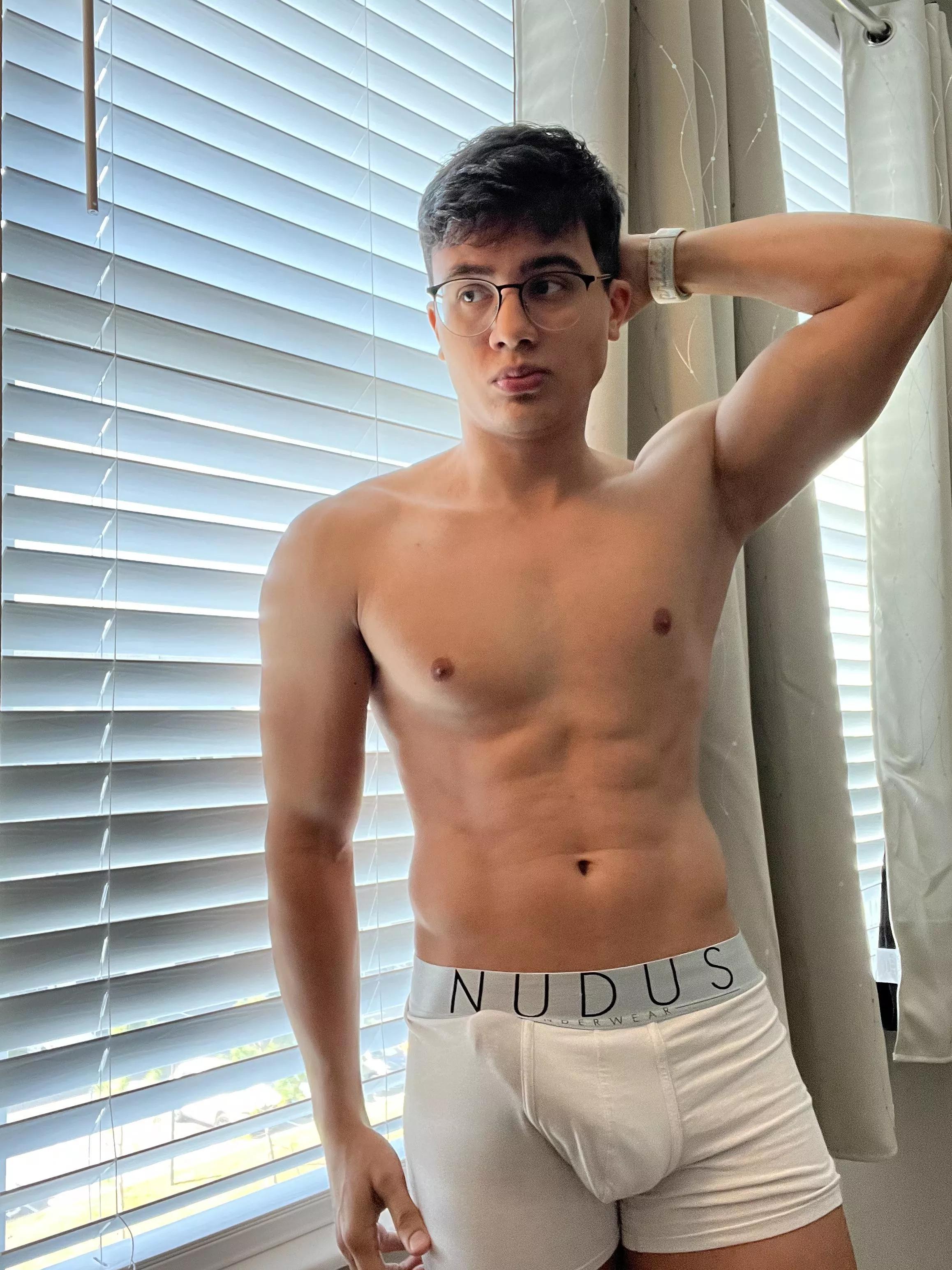 Hello posted by Mememimo4