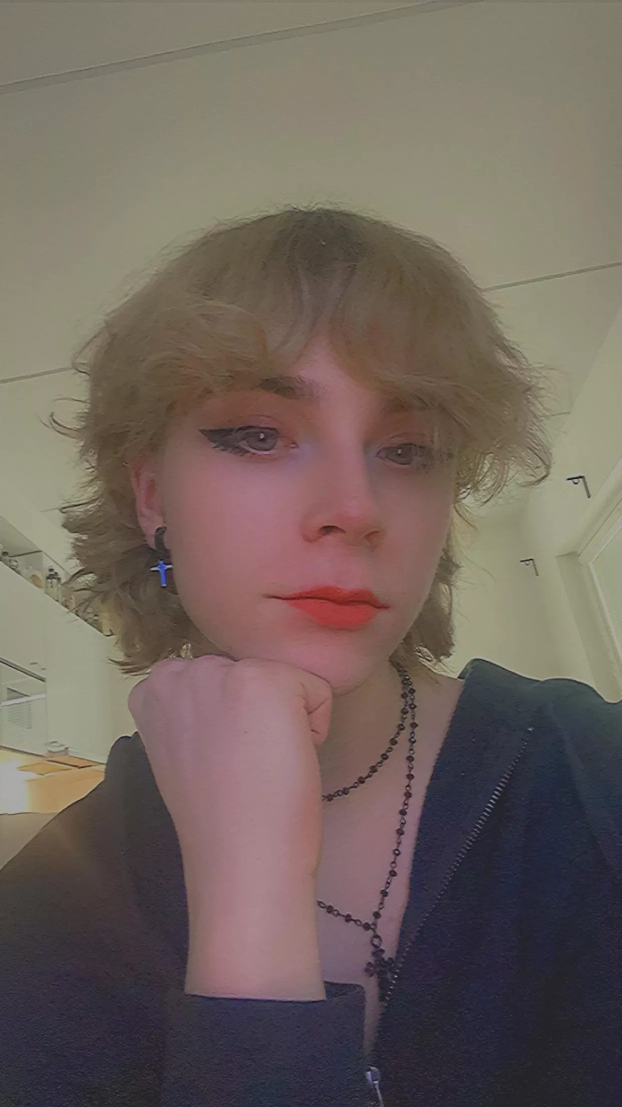 Hiya 😊 posted by CasualFb