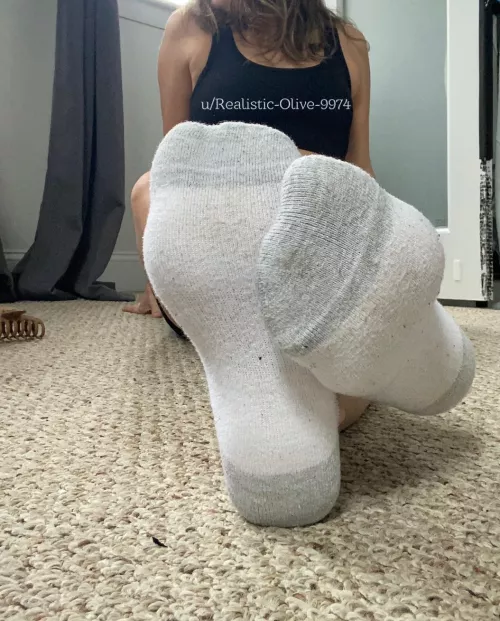 I have a (stinky) treat for you !  by Realistic-Olive-9974