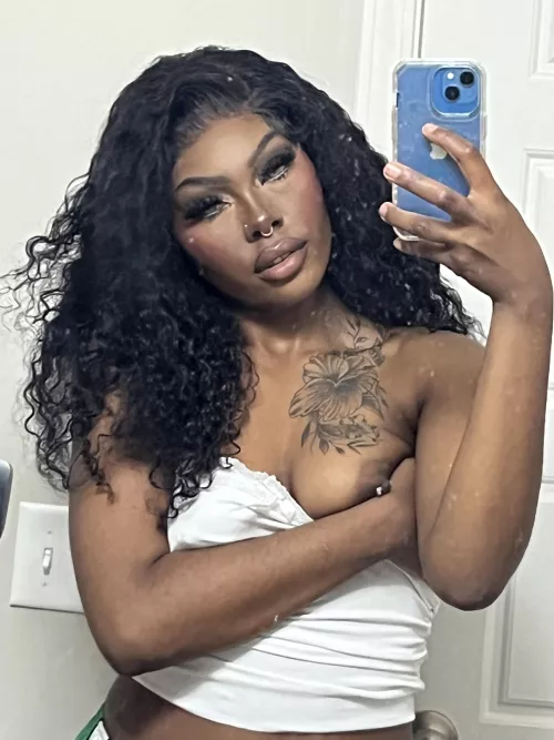 I love my eyelashes (my mirror is dirty srry) by Stormjones999