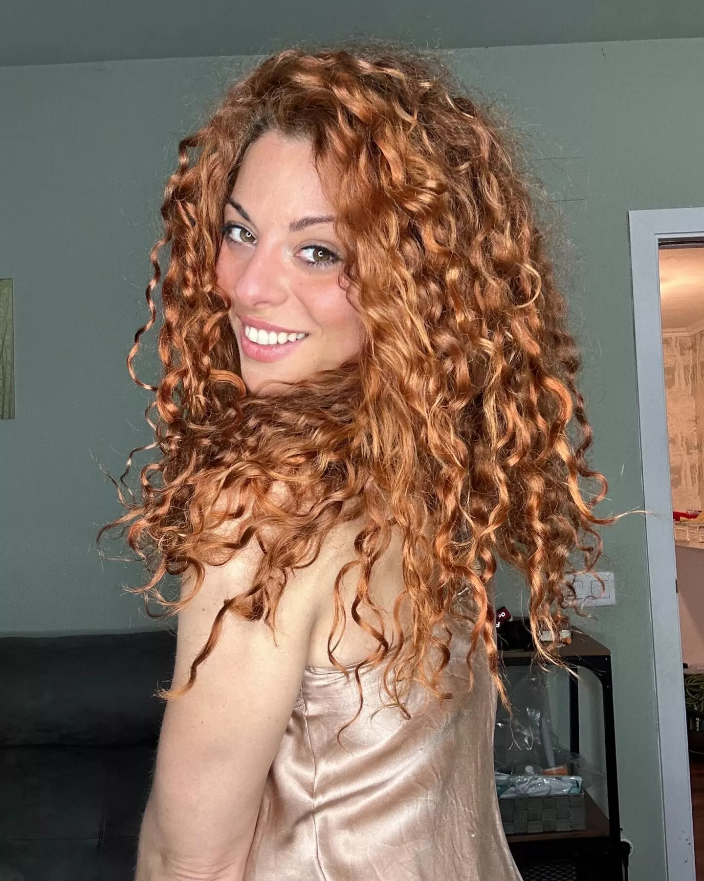 I love the touch of silk on my skin, but I like your hands better posted by lolamon7ez